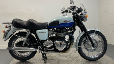 Triumph Bonneville T100 (10MY)